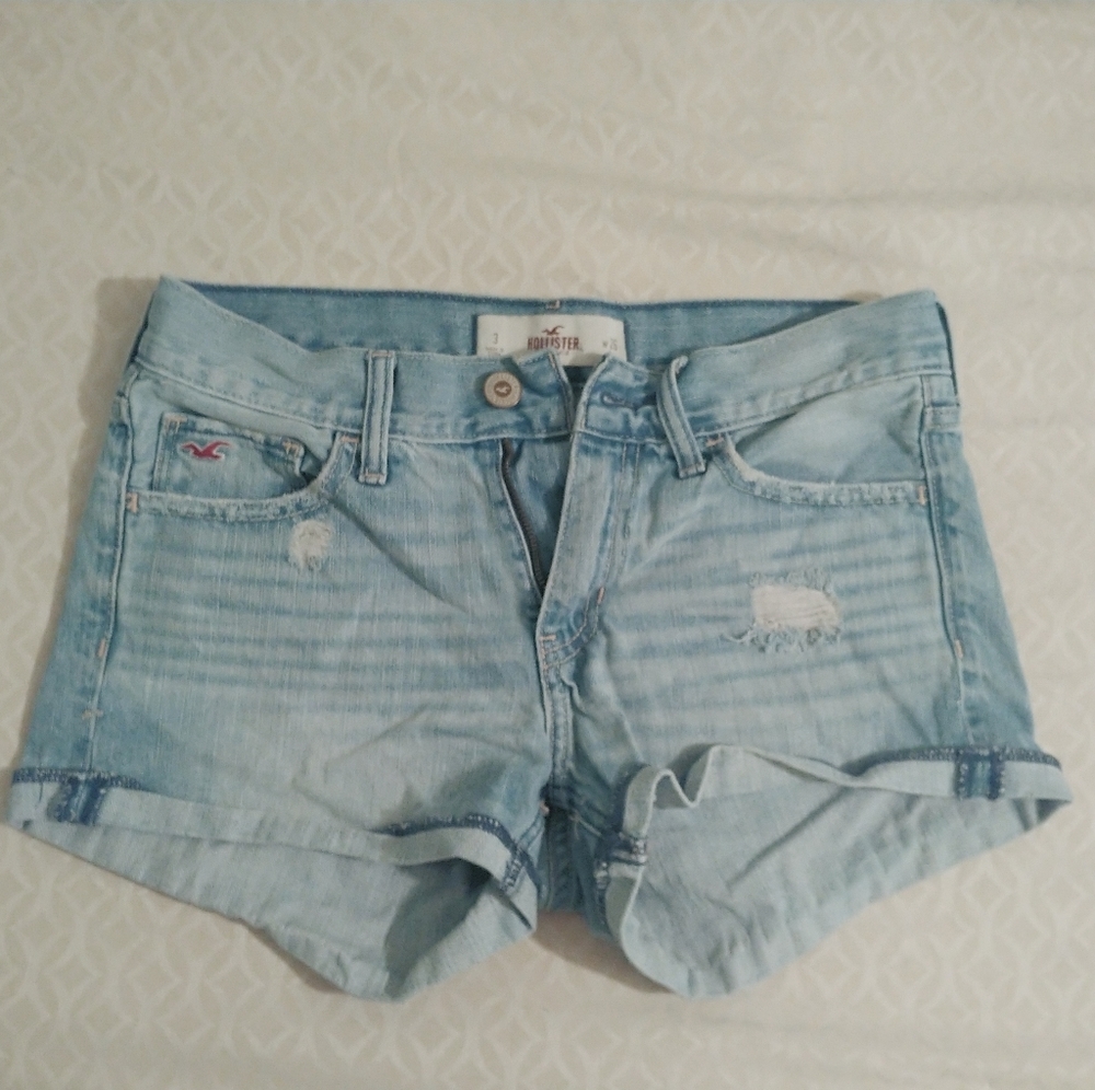 5/25$ Hollister shorts